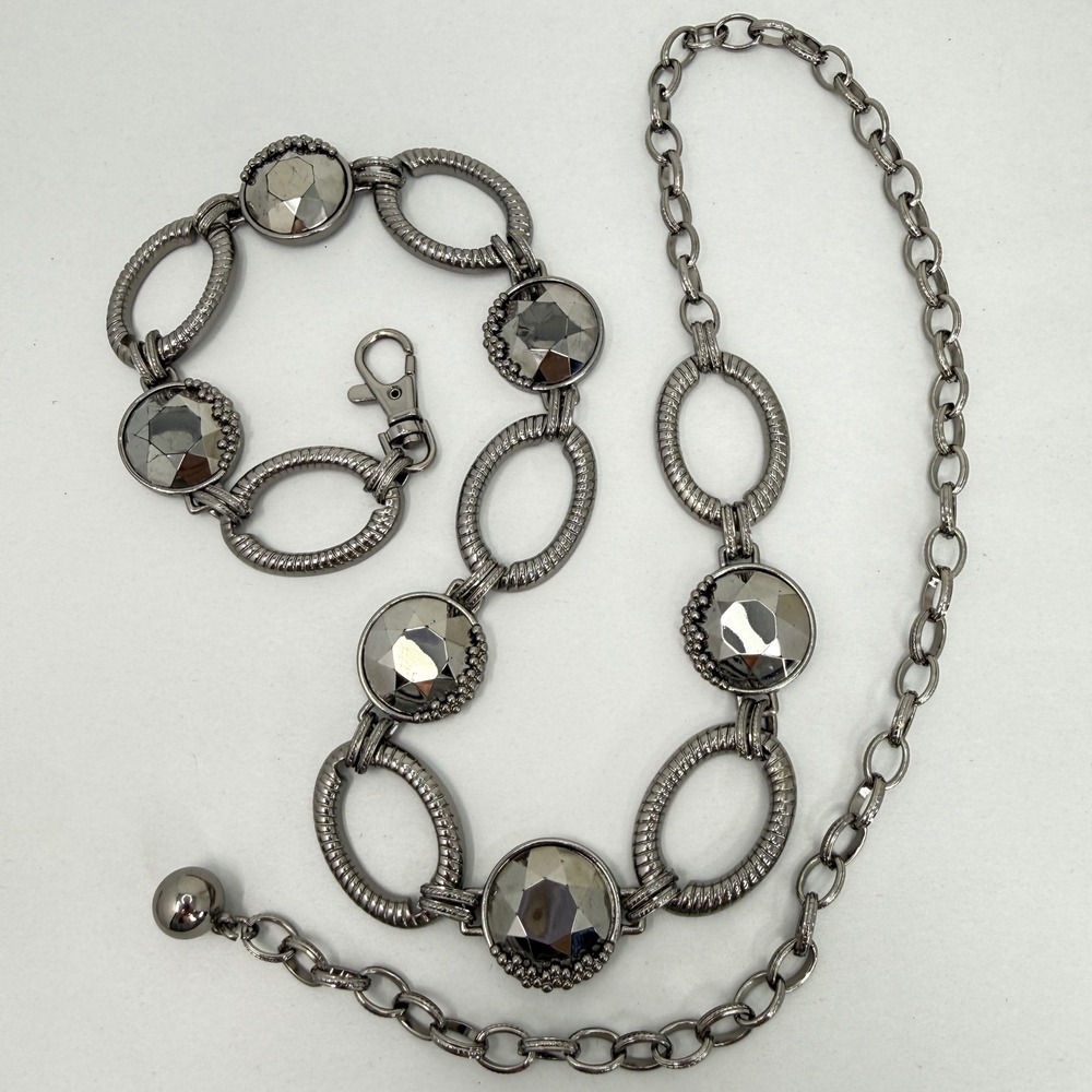 Gunmetal Chain‎ Link Belt with Large Faceted Grey Crystals and Textured Ovals